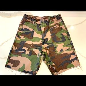 Brandy Melville J Galt Camo Shorts